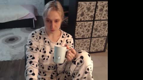 Sasha online show from February 19, 2026, 2:18 am