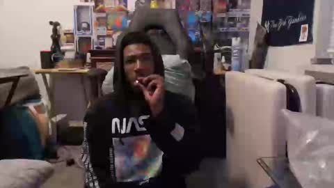 mrsoonicexrated online show from September 10, 2025, 1:27 am