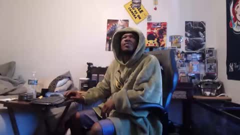 mrsoonicexrated online show from December 22, 2025, 3:09 pm