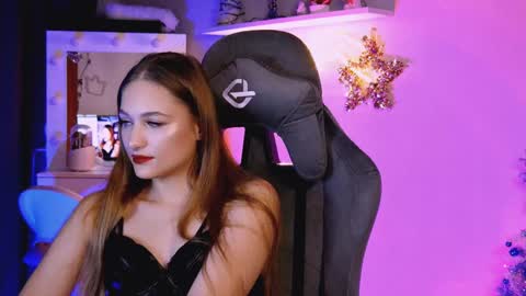 YOUR OWNER online show from December 21, 2024, 10:40 pm