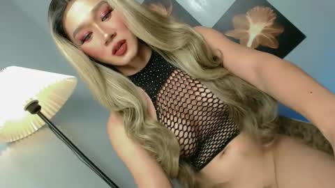 chloe online show from June 8, 2026, 10:10 pm
