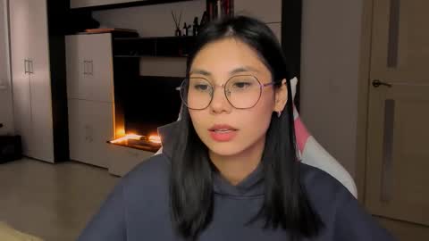 Snapshot of ms_emily_ chatting on September 13, 2025, 2:17 pm ms_emily_ online show from September 13, 2025, 2:17 pm