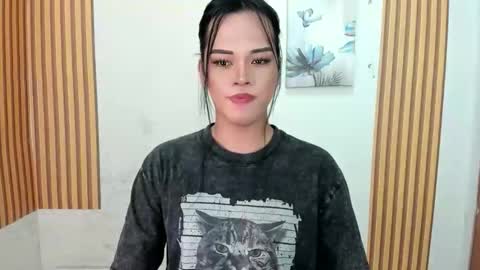 selena online show from April 14, 2026, 7:14 am