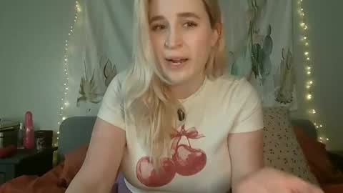 Snapshot of msclairewhatever chatting on February 6, 2026, 7:39 pm msclairewhatever online show from February 6, 2026, 7:39 pm