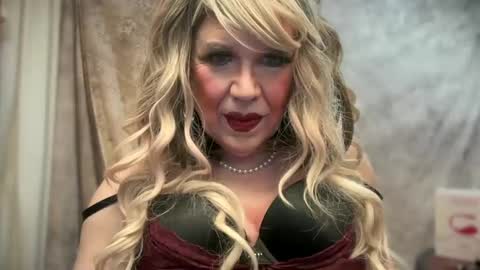 Snapshot of mskarentoy chatting on January 19, 2025, 4:22 am mskarentoy online show from January 19, 2025, 4:22 am