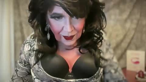 mskarentoy online show from February 19, 2026, 9:22 pm