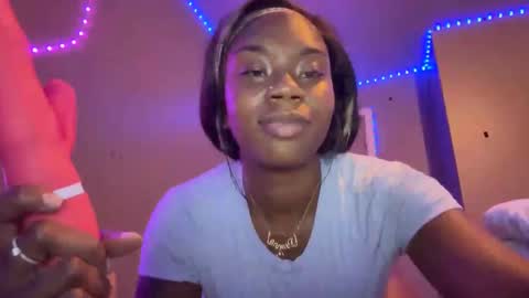 mskitty000 online show from September 17, 2025, 11:50 pm