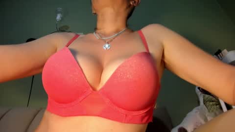 MsPurrfectLove online show from September 13, 2025, 2:55 am