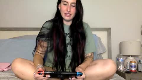 Snapshot of msrubyhayes chatting on April 29, 2026, 1:53 am Ruby online show from April 29, 2026, 1:53 am