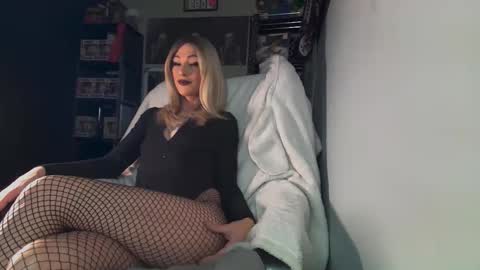 MsVioletx online show from March 19, 2026, 6:56 pm