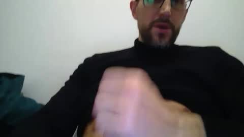 Snapshot of mtmaxtraining chatting on March 31, 2026, 11:49 pm mtmaxtraining online show from March 31, 2026, 11:49 pm