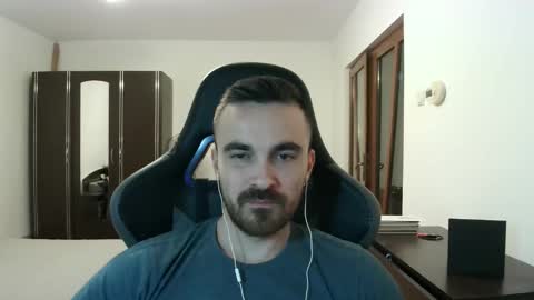 Victor online show from January 15, 2026, 7:39 pm