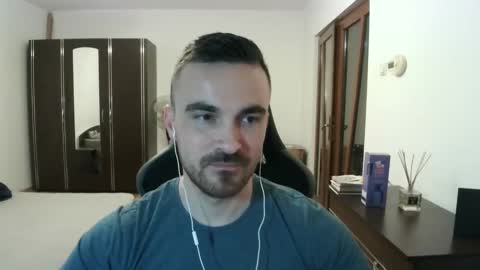 Victor online show from April 8, 2026, 7:03 pm