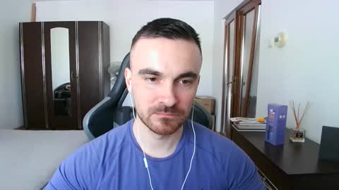 Victor online show from April 14, 2026, 11:38 am