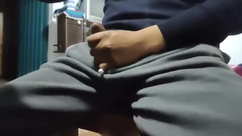 zenon online show from November 2, 2025, 2:25 am