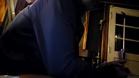 Muffdiver online show from March 19, 2026, 5:44 am