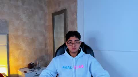 Snapshot of muichiro_tokito1 chatting on December 31, 2024, 1:52 pm muichiro tokito1 online show from December 31, 2024, 1:52 pm