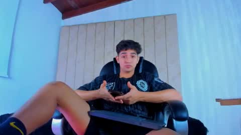 Snapshot of muichiro_tokito1 chatting on March 7, 2025, 4:13 am muichiro tokito1 online show from March 7, 2025, 4:13 am