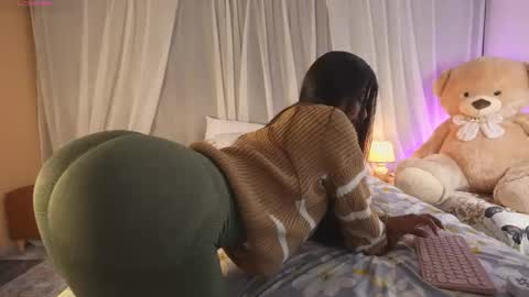 mulata online show from December 1, 2025, 9:36 am