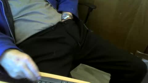 muller520 online show from October 25, 2025, 5:04 am