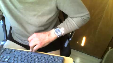 Snapshot of muller520 chatting on May 1, 2026, 11:59 am muller520 online show from May 1, 2026, 11:59 am