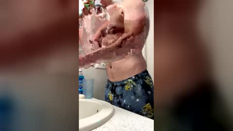 Snapshot of munoz9419 chatting on March 30, 2026, 9:43 am munoz9419 online show from March 30, 2026, 9:43 am