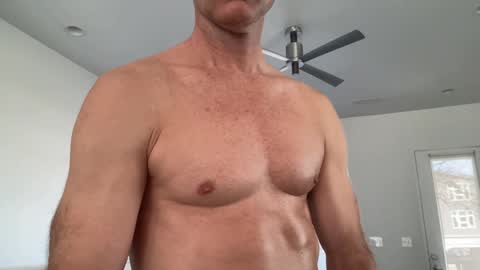 Snapshot of murakmi800 chatting on January 20, 2025, 4:55 pm Araki online show from January 20, 2025, 4:55 pm