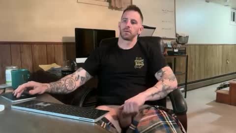 Snapshot of murdockjones7989 chatting on February 4, 2026, 9:59 am murdockjones7989 online show from February 4, 2026, 9:59 am