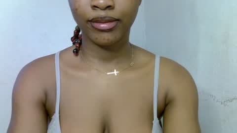 Snapshot of muscle_queen0 chatting on February 20, 2026, 7:10 am muscle_queen0 online show from February 20, 2026, 7:10 am