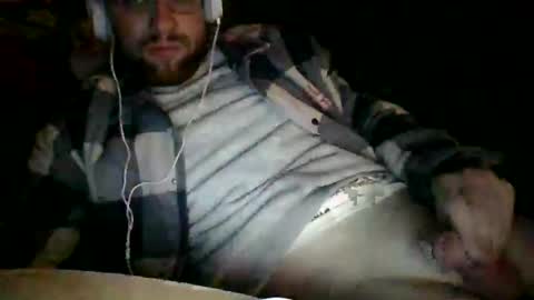 Snapshot of musclebabu chatting on December 27, 2024, 1:22 am musclebabu online show from December 27, 2024, 1:22 am