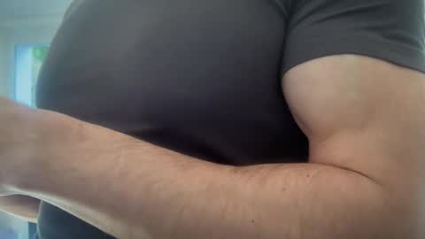 musclehair3 online show from February 17, 2025, 11:13 am