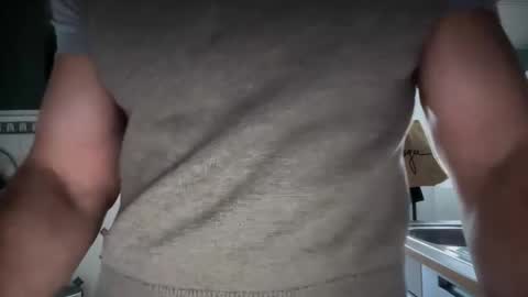 musclehair3 online show from November 9, 2025, 1:31 pm