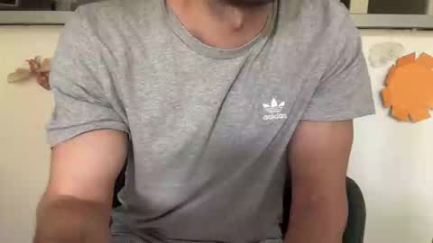 musclehair3 online show from March 27, 2026, 9:21 am