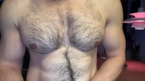 Snapshot of musclehair3 chatting on June 6, 2026, 8:57 pm musclehair3 online show from June 6, 2026, 8:57 pm