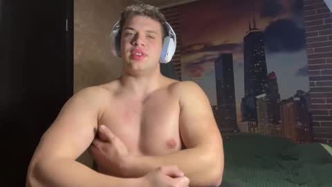 Snapshot of musclephantom chatting on April 19, 2026, 8:44 pm Egor online show from April 19, 2026, 8:44 pm