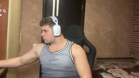 Snapshot of musclephantom chatting on May 7, 2026, 8:58 pm Egor online show from May 7, 2026, 8:58 pm