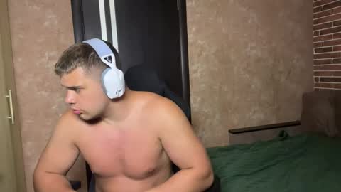 Snapshot of musclephantom chatting on May 22, 2026, 8:25 pm Egor online show from May 22, 2026, 8:25 pm