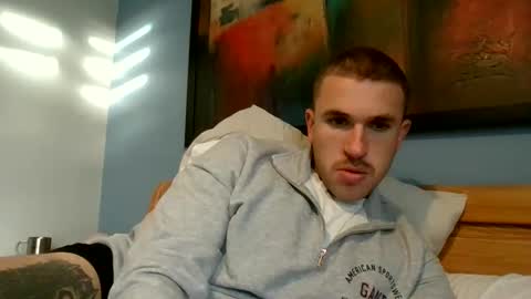 muscleshow00 online show from January 13, 2026, 8:30 am