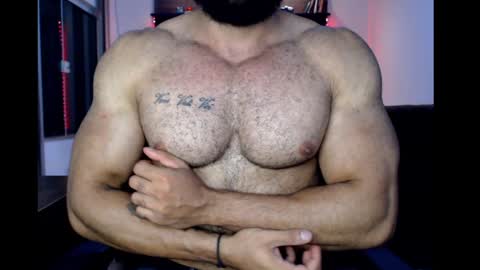 Snapshot of muscleweed420 chatting on February 5, 2025, 6:48 pm Ragnar online show from February 5, 2025, 6:48 pm