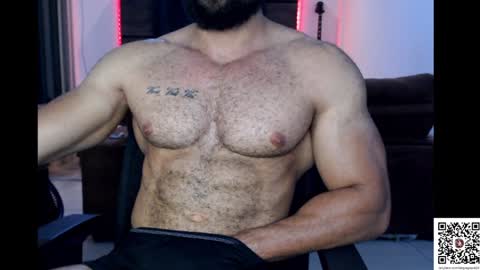 Snapshot of muscleweed420 chatting on February 8, 2025, 10:40 pm Ragnar online show from February 8, 2025, 10:40 pm