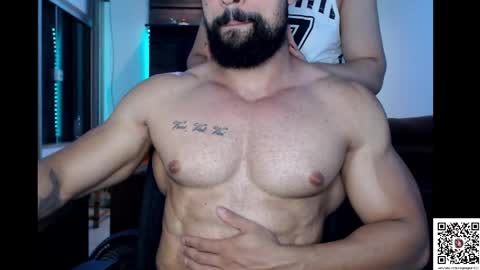 Snapshot of muscleweed420 chatting on February 21, 2025, 1:11 am Ragnar online show from February 21, 2025, 1:11 am