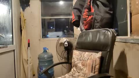 handsome sexy muscular man online show from January 16, 2026, 9:08 pm