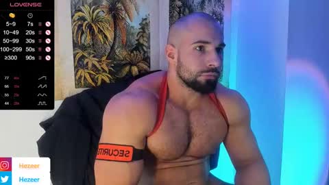 Snapshot of musculusx chatting on December 29, 2024, 8:26 pm Musculus online show from December 29, 2024, 8:26 pm