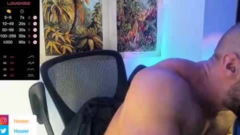 Snapshot of musculusx chatting on December 31, 2024, 12:11 am Musculus online show from December 31, 2024, 12:11 am