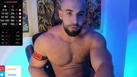Snapshot of musculusx chatting on December 31, 2024, 9:28 pm Musculus online show from December 31, 2024, 9:28 pm