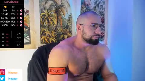 Snapshot of musculusx chatting on January 2, 2025, 10:22 pm Musculus online show from January 2, 2025, 10:22 pm