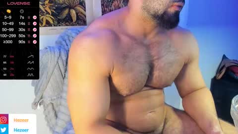 Snapshot of musculusx chatting on February 28, 2025, 9:12 pm Musculus online show from February 28, 2025, 9:12 pm