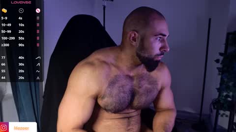 Snapshot of musculusx chatting on October 15, 2025, 1:28 am Musculus online show from October 15, 2025, 1:28 am