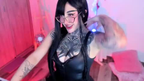 blackmuse online show from December 21, 2024, 1:36 am