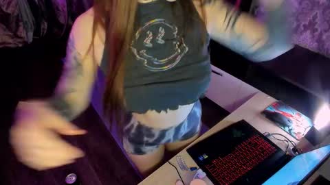 musemelody online show from March 6, 2025, 6:37 pm